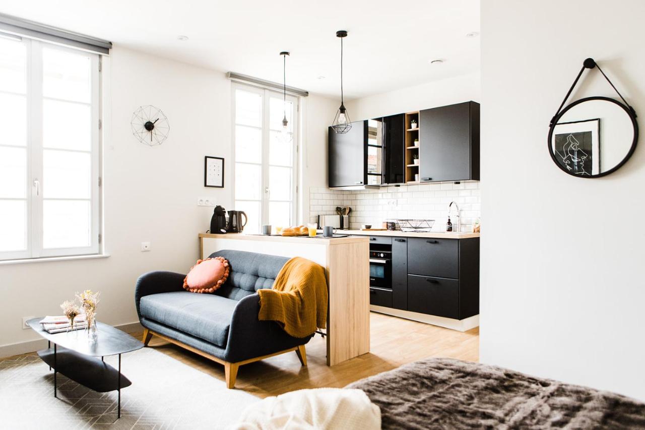L'audacieux Studio lumineux rénové et équipé en centre ville Fontenay-le-Comte Extérieur photo