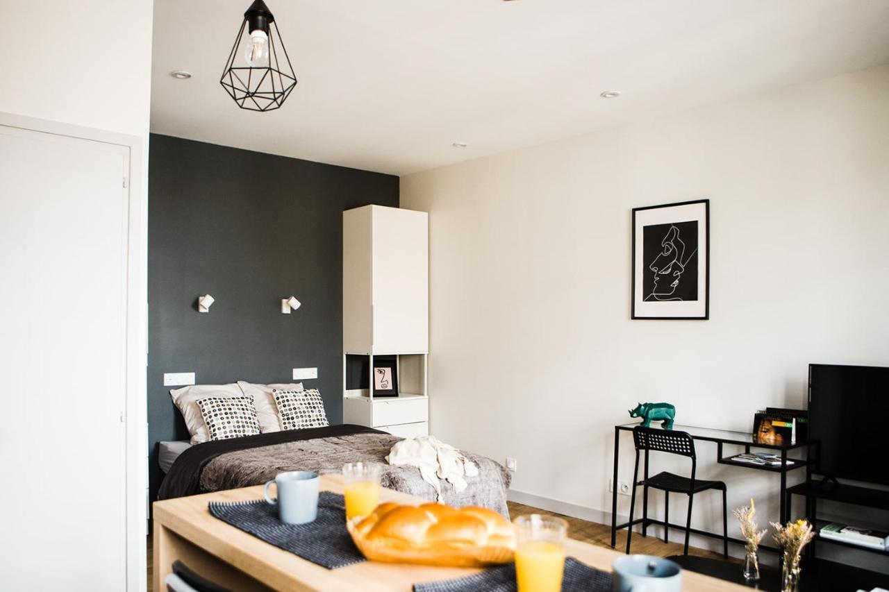 L'audacieux Studio lumineux rénové et équipé en centre ville Fontenay-le-Comte Extérieur photo
